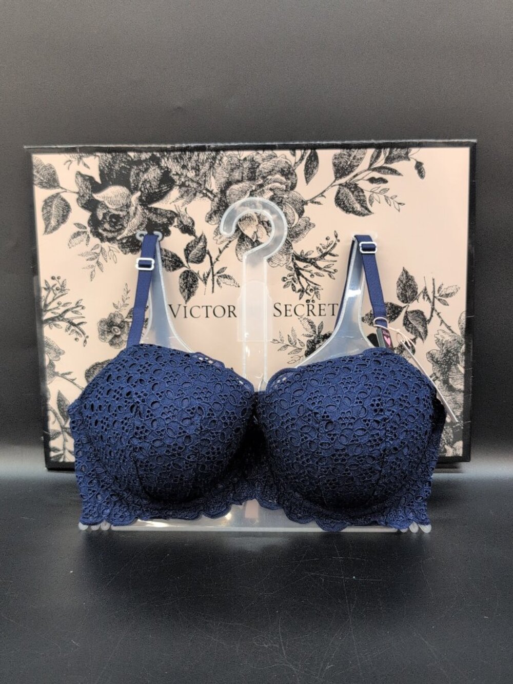 Victoria Secret Dream Angels Eyelet Lace Lightly Lined Demi Bra 32DD Ensign